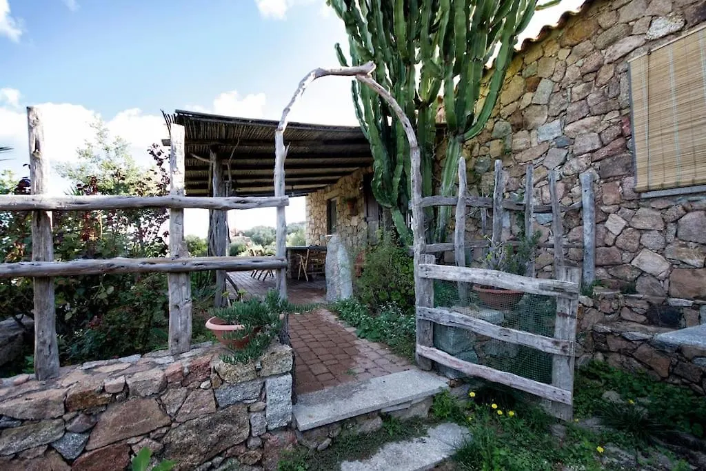 Stazzu Martina Villa Trinita d'Agultu e Vignola Italy